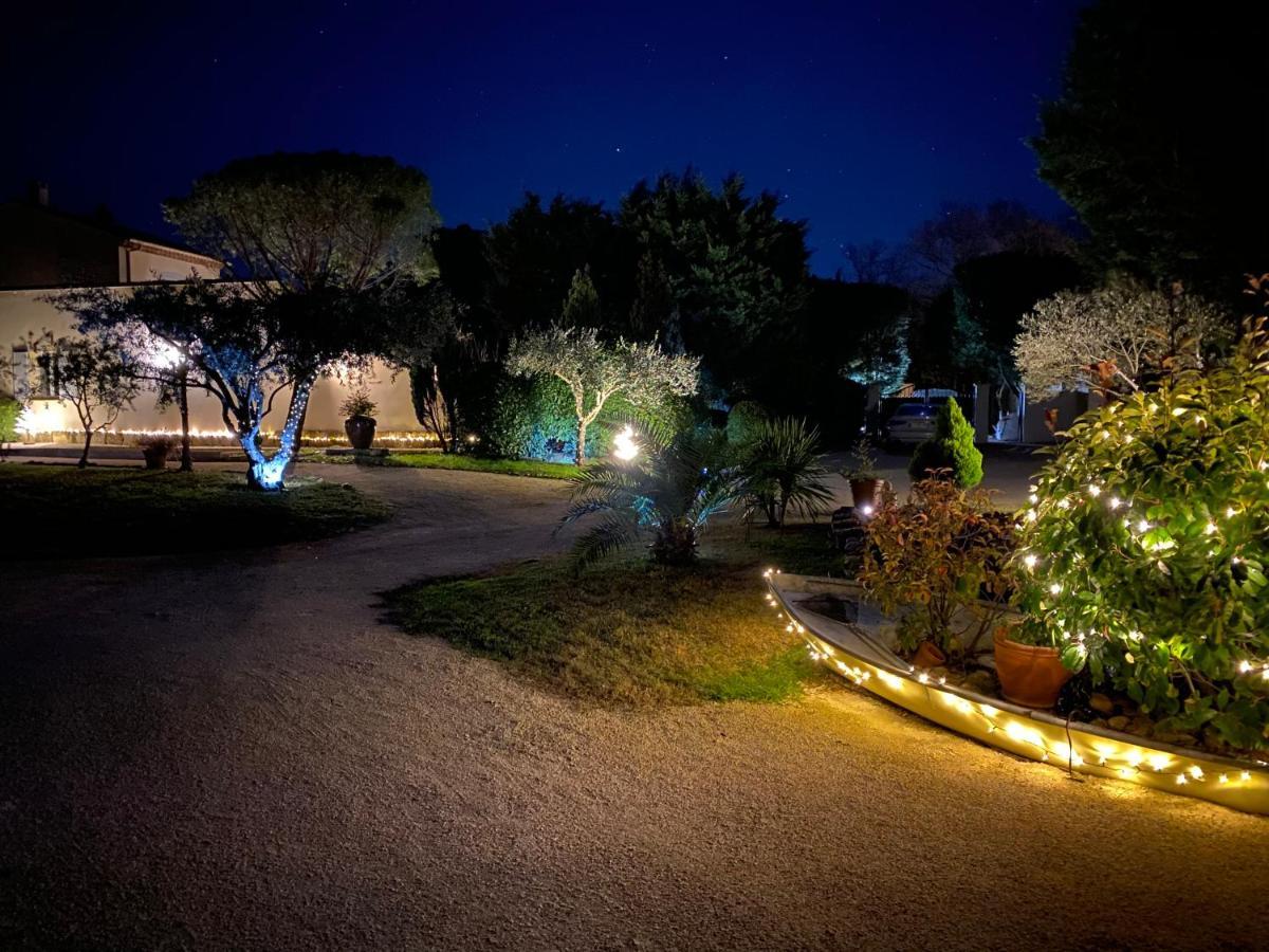Mas Beau Soleil & Spa Cottages De Charme Avec Jacuzzi&Jardin Prives Saint-Rémy-de-Provence Buitenkant foto